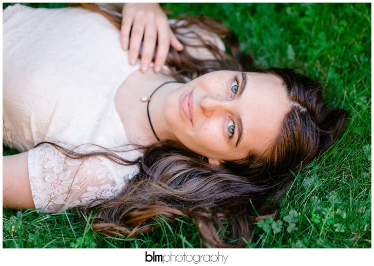 Carly-Cresta_Senior-Portraits_091516-2739.jpg